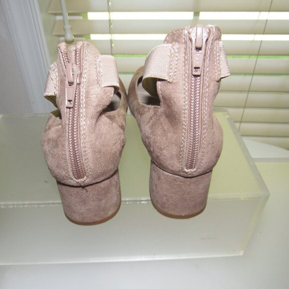 White Mountain Makayla Taupe Suede Block Heel Ankle Strap Pumps Women’s 8M - Picture 6 of 9